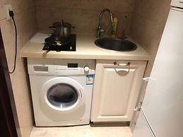 Jing'an Ziyuan Apartment