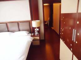 Jing'an Ziyuan Apartment