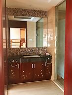 Jing'an Ziyuan Apartment