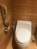 Jing'an Ziyuan Apartment