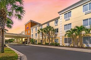 Comfort Suites Sarasota - Siesta Key