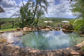 Victoria Falls Safari Lodge