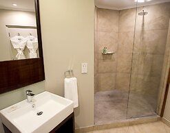 Victoria Falls Safari Lodge