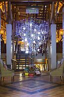 Victoria Falls Safari Lodge