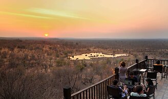 Victoria Falls Safari Lodge