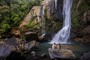 Kura Boutique Hotel Member of the Cayuga Collection