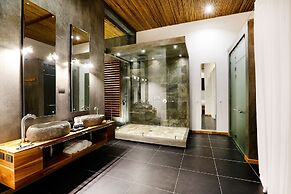 Kura Boutique Hotel Member of the Cayuga Collection