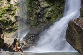 Kura Boutique Hotel Member of the Cayuga Collection