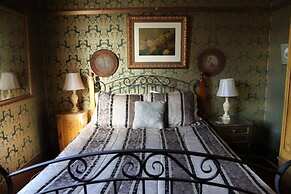 Shakespeare Hotel Surry Hills