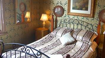 Shakespeare Hotel Surry Hills