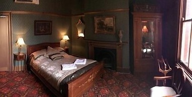 Shakespeare Hotel Surry Hills