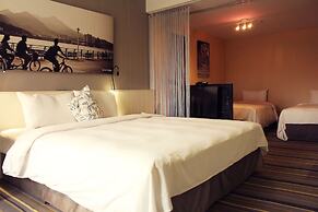 Hotel Day Plus Tamsui