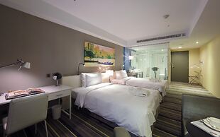 Hotel Day Plus Tamsui
