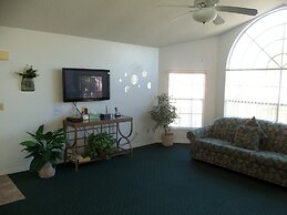 Florida Deluxe Villas, Condos, & Homes