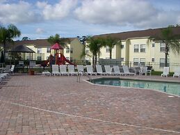 Florida Deluxe Villas, Condos, & Homes