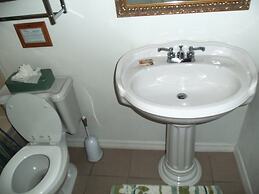 Florida Deluxe Villas, Condos, & Homes