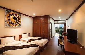 V Residence Chiangmai Hotel