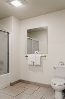 Vintage Lakeside Inn