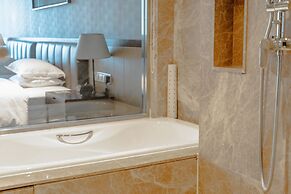 Four Points by Sheraton Qingdao, West Coast