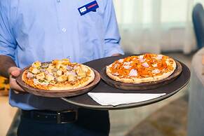 Holiday Inn Express Ahmdabad Prahlad Nagar by IHG