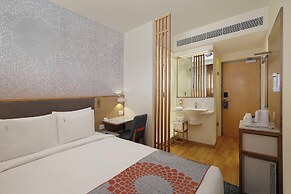 Holiday Inn Express Ahmdabad Prahlad Nagar by IHG