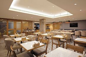 Holiday Inn Express Ahmdabad Prahlad Nagar by IHG