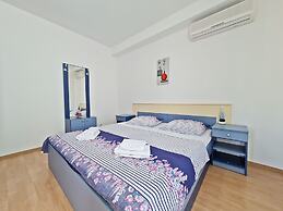 Apartments Rooms PORAT