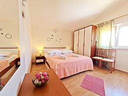 Apartments Rooms PORAT