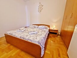 Apartments Rooms PORAT