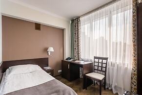 Universitetskaya Hotel