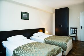 Universitetskaya Hotel