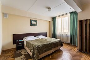 Universitetskaya Hotel