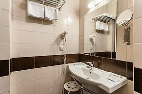 Universitetskaya Hotel