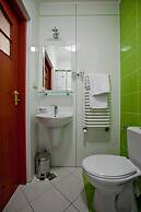 Helan Family & Garden