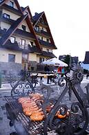 Helan Family & Garden