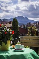 Helan Family & Garden