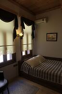 Tom Square Boutique Hotel