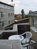 Tom Square Boutique Hotel