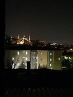 Tom Square Boutique Hotel