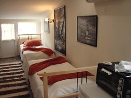 Tom Square Boutique Hotel