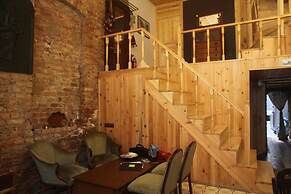 Tom Square Boutique Hotel