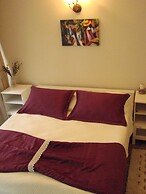 Tom Square Boutique Hotel