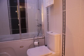 Tom Square Boutique Hotel