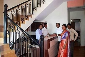Shanti's Hotel Sonai