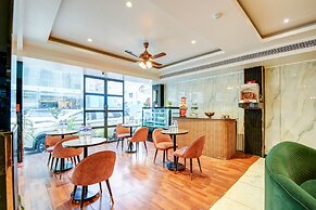 Hotel Krishna Deluxe