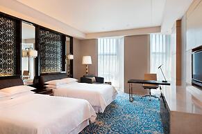 Sheraton Changchun Jingyuetan Hotel