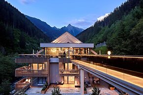 ZillergrundRock Luxury Mountain Resort