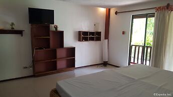 Cooper's Beach Resort