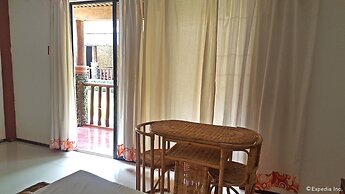 Cooper's Beach Resort