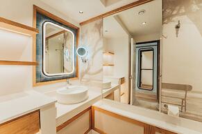 Radisson Blu Poste Lafayette Resort & Spa, Mauritius (Adults Only)